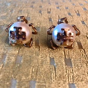 Authentic Tory Burch pearl/gold clip-on earrings